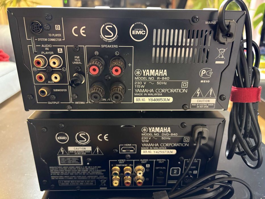 Yamaha PianoCraft R-840 + DVD-840 Czarny