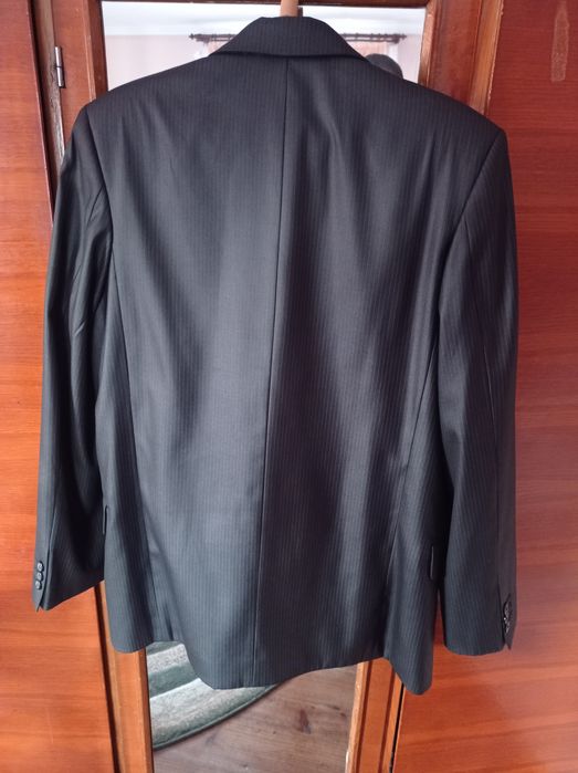 Продам чоловічий костюм