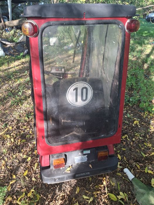 Zabytkowy wózek golfowy BATRICAR