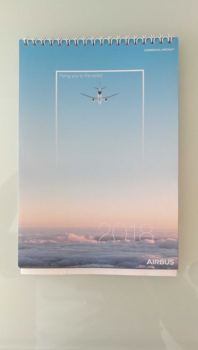 Calendário de mesa 2018 da Airbus