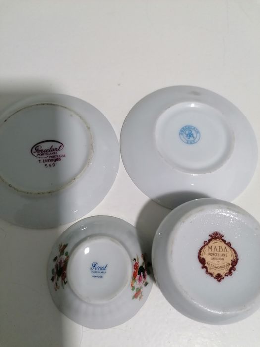 Miniaturas em loiça