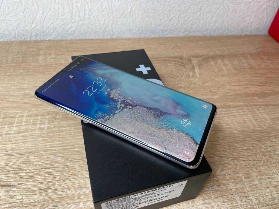 Samsung Galaxy S10+ plus Exynos 8 GB 128gb офіційний
