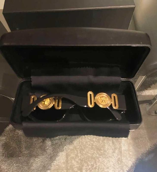 Versace UNISEX - black/Preço negociável