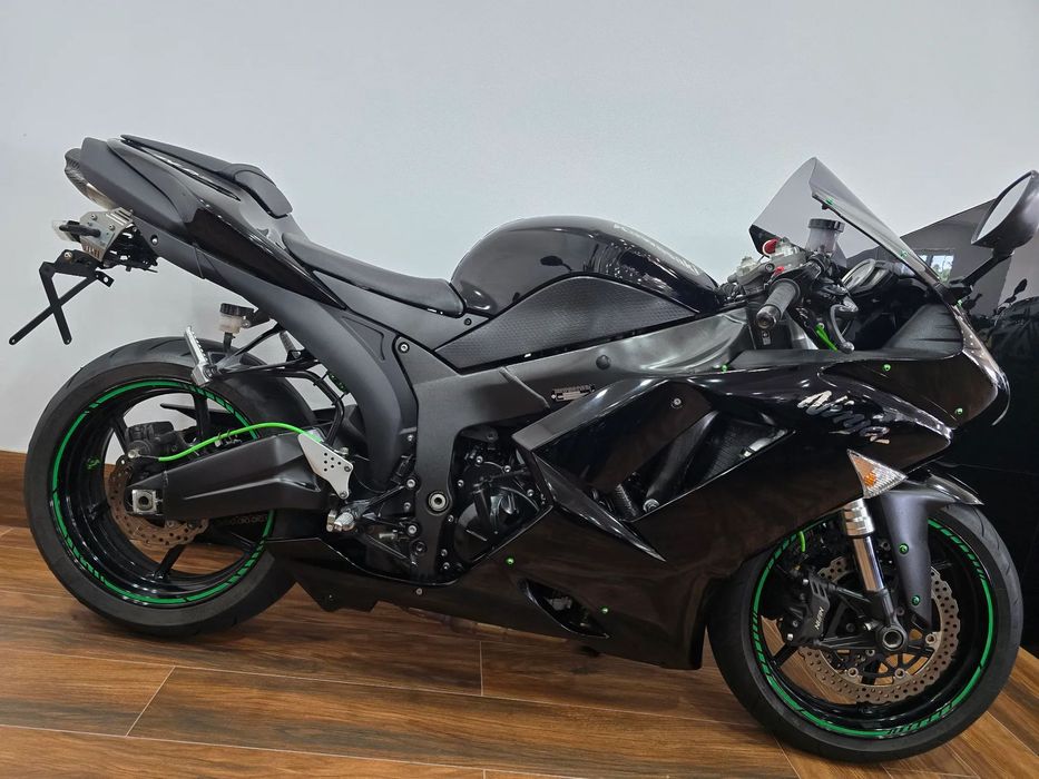 Kawasaki Ninja KAWASAKI ZX6R NINJA  ZX 6 R ZX6 R ZX600 NINJA 600 r6 zx636 gsxr600
