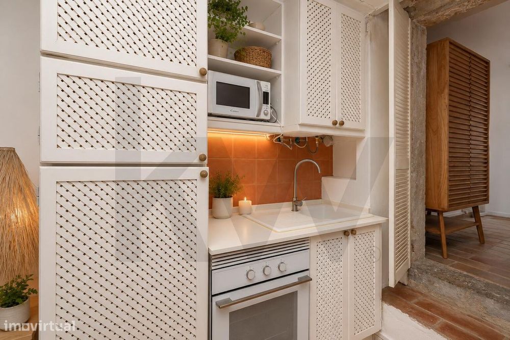 Apartamento T1 + 1 com Logradouro Privativo | Belém, Lisboa