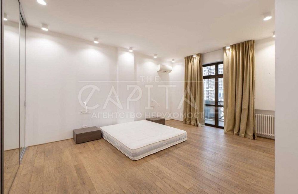 Оренда АВТОНОМНОЇ 4-кімнатної квартири у КБ ARCH HOUSE