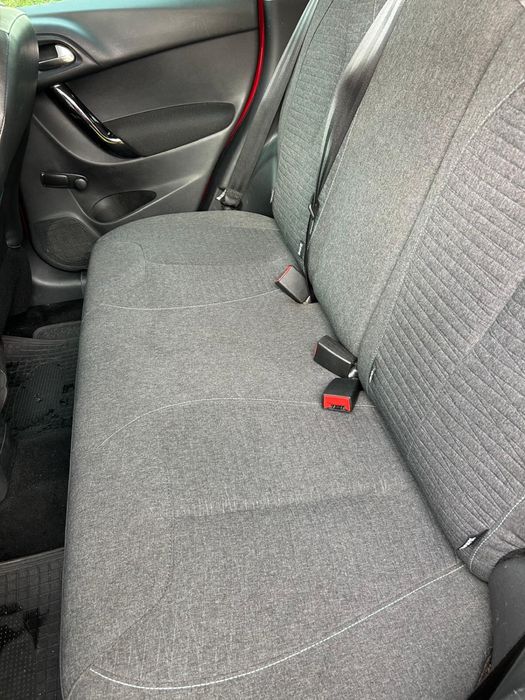 Citroen C3 2015 com 130.000km