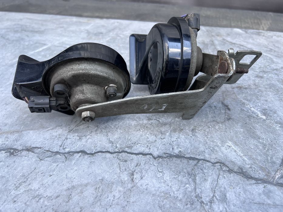 Сигнали БМВ Е60 Е61 Клаксони Klaxon Оригінал Гудки