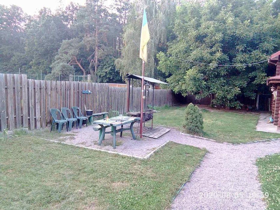 Будинок/Сруб/Баня у лісі