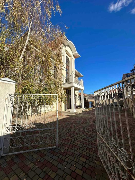 Дом по адресу ул. Спортивная (площадь 430 м²) - Atlanta.ua - фото 2