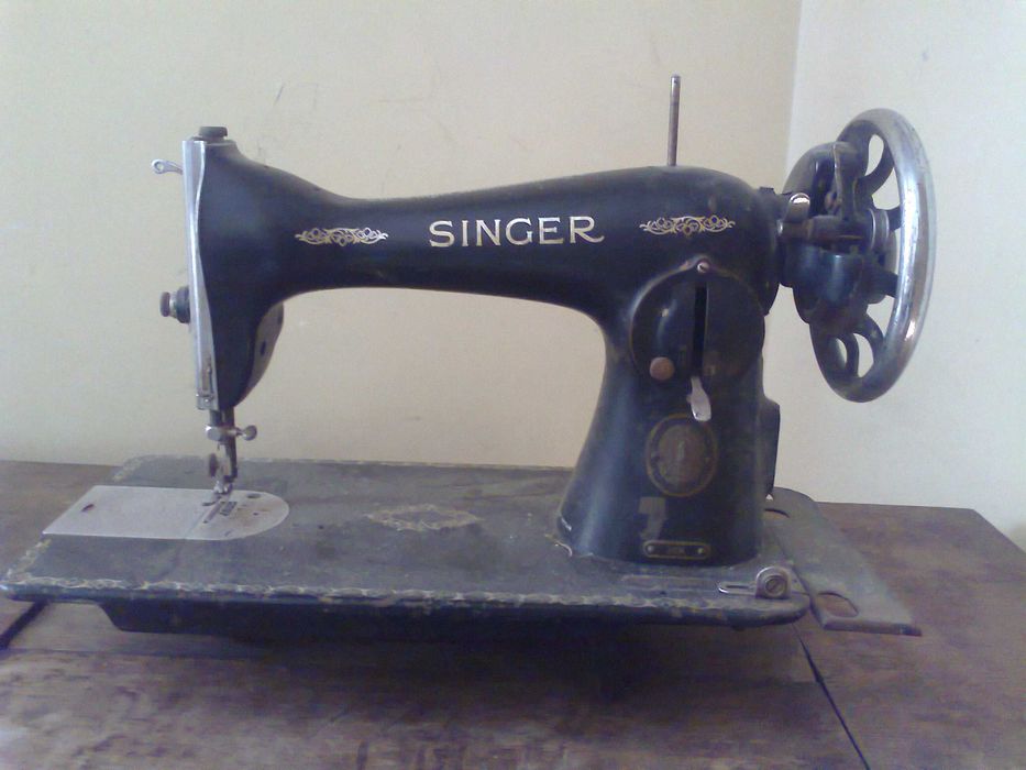 maquina de costura antiga