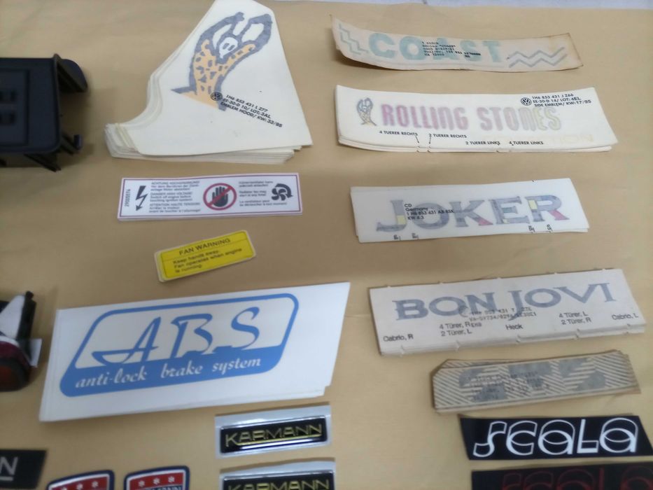 Vendo emblemas/símbolos VW