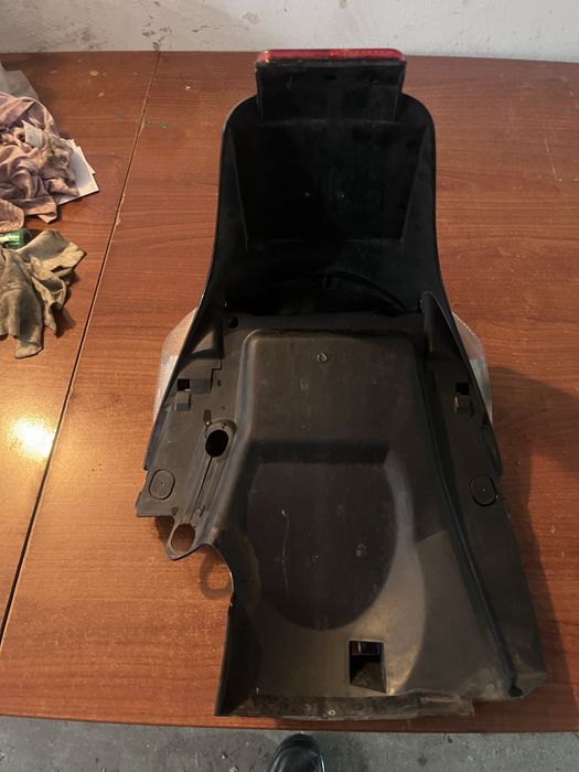 Tylni błotnik peugeot speedfight 2