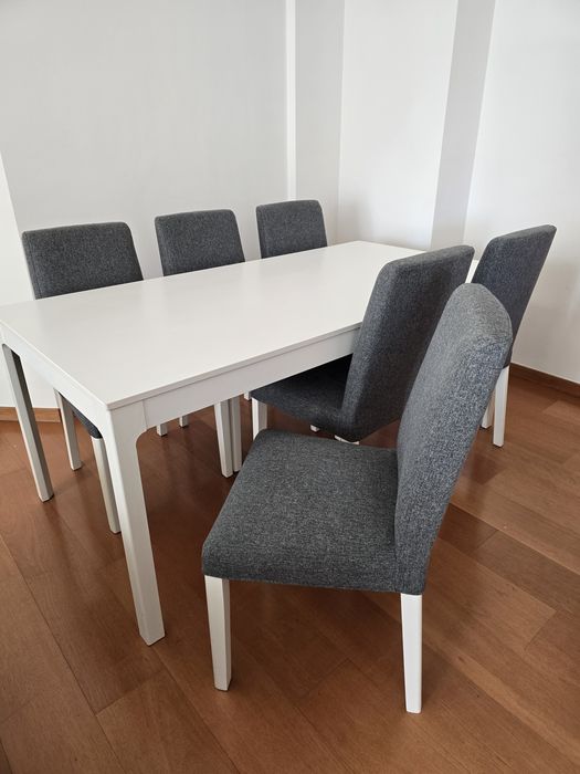 mesa com 6 cadeiras