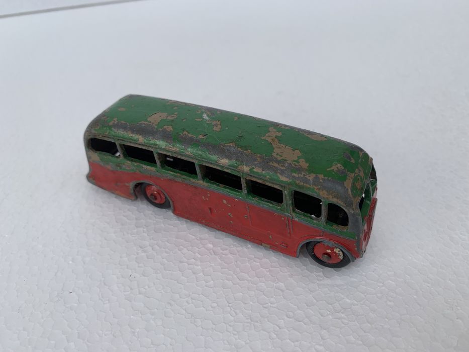Dinky Toys - "Luxury Coach" Bus