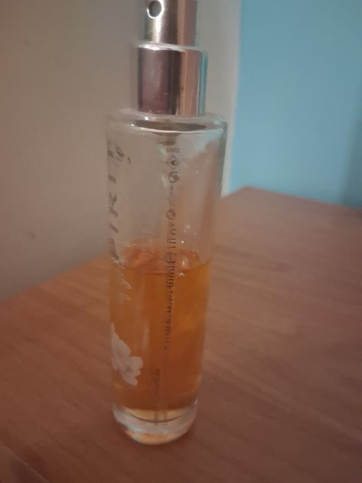 Perfum damski sprit