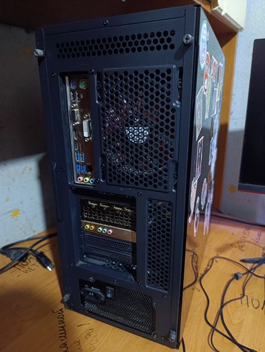 Игровой компьютер системный блок Ryzen 7 2700  NVIDIA GeForce RTX 2060