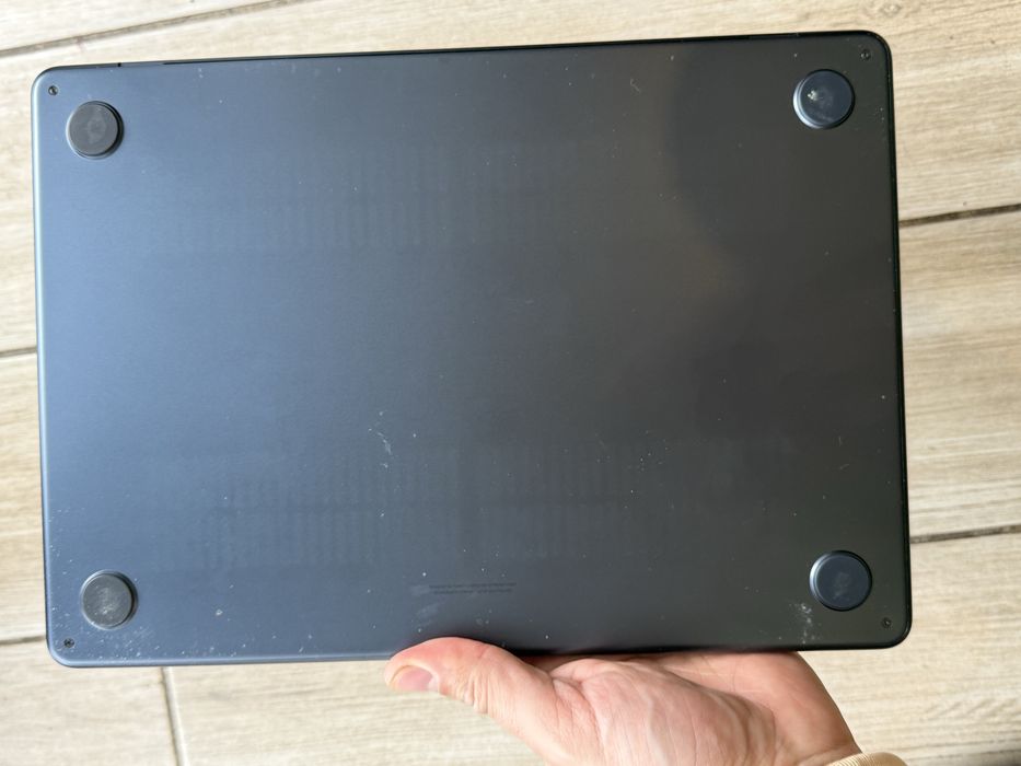 MacBook air 2022, M2, 16 GB, 256