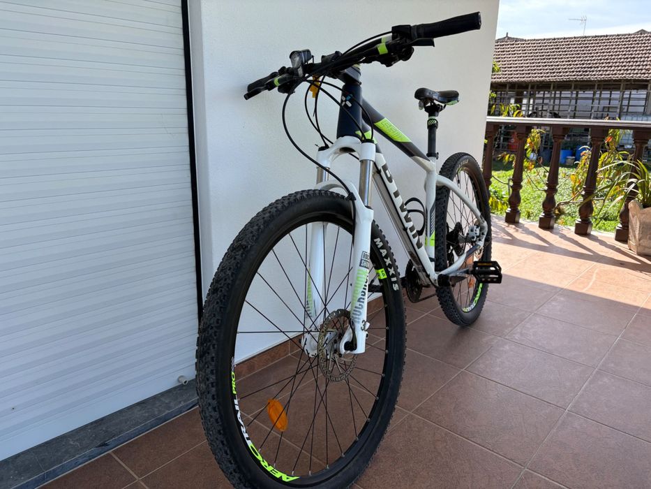 Btwin Rockrider 560 - usada em bom estado