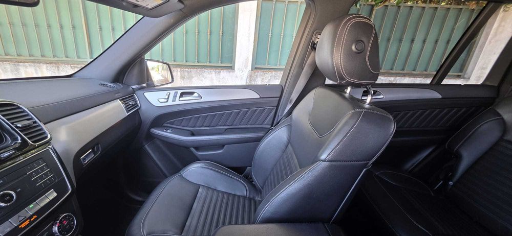 MERCEDES-BENZ GLS 350d 4MATIC AMG / Night Edition (Nacional | Full Extras | Apenas 112.000 km)