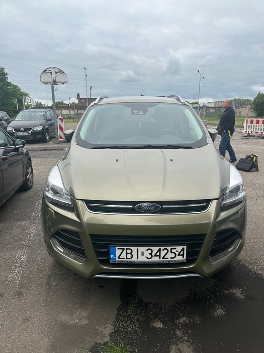 Samochód osobowy Ford Kuga