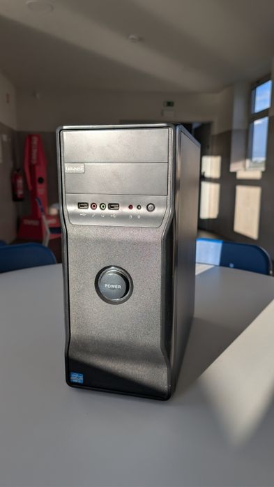 Computador i3 com disco SSD64738198445057121