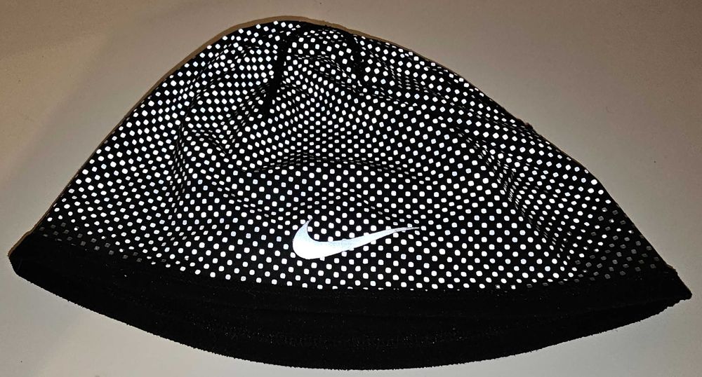 Czapka do biegania Nike odblaskowa