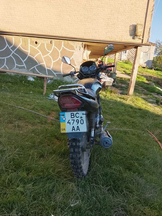 Продаю мотоцик із правами