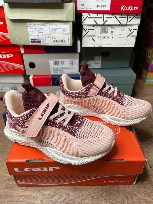 Кросівки - Loap, розмір 35.