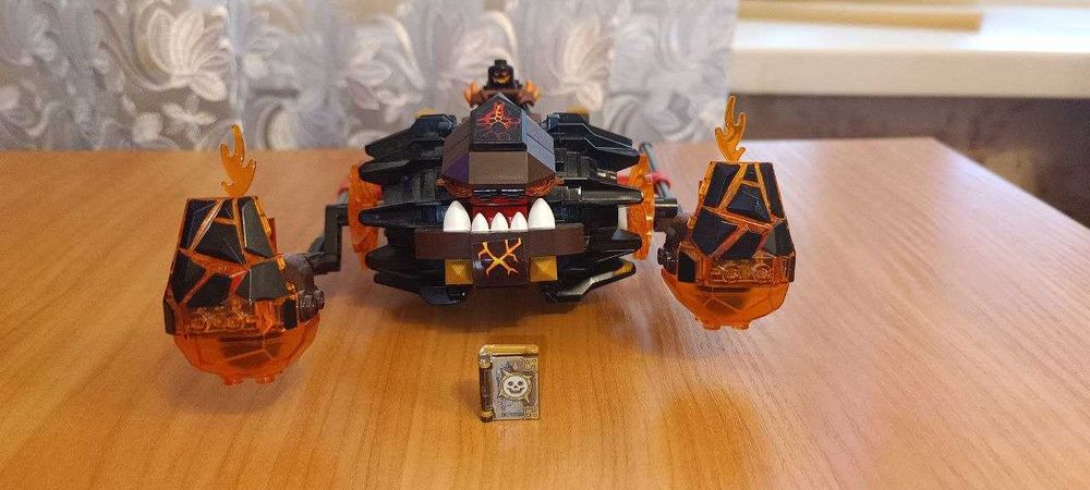 LEGO NEXO KNIGHTS Лавинный разрушитель Молтора (70313): 1 100 грн