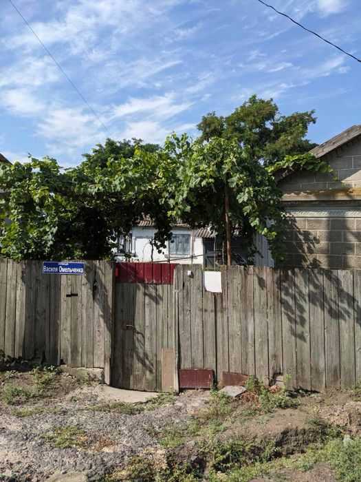 Продается не большой домик в с.Броска