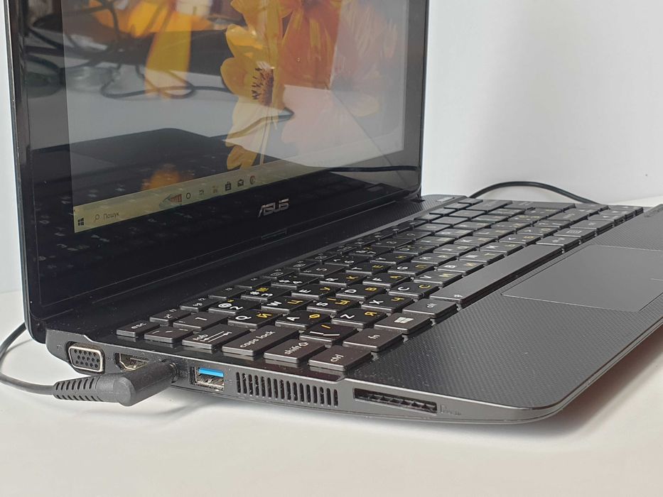 ноутбук  Asus x102bA 214  4GB/500GB