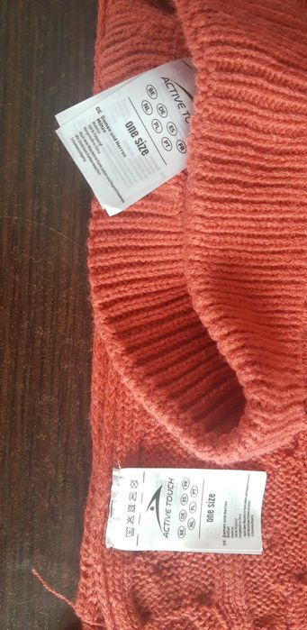 Komplet czapka z szalikiem