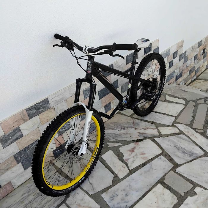 Bicicleta Mondraker play 3 +  quadro enduro Mondraker Level