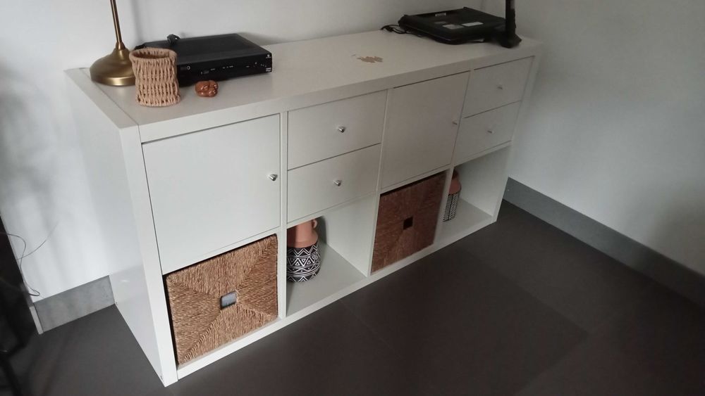 Aparador branco Ikea
