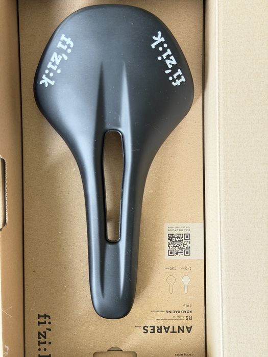 Siodełko Fizik Vento Antares R5 140 mm S-Alloy – nowe