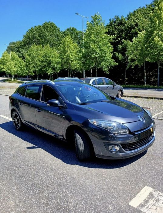 Renault Megane 1.5 DCi acidentada (vendida inteira)