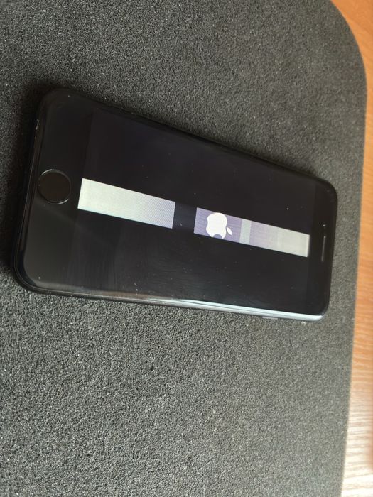 Телефон Iphone 7 Black 128Gb