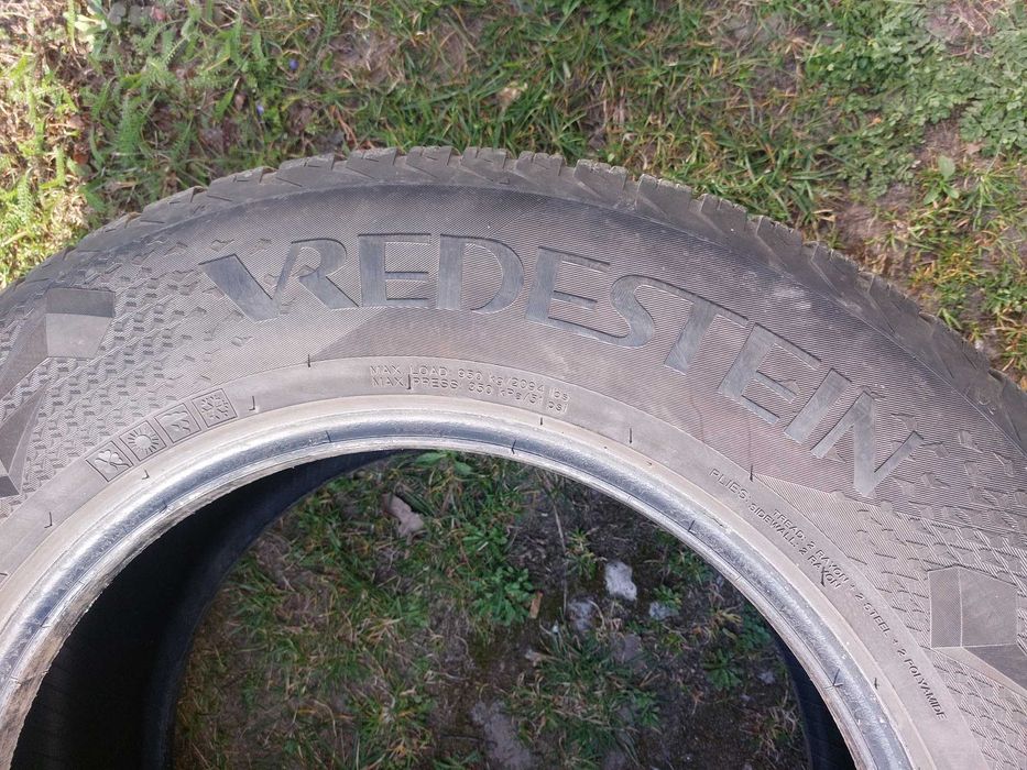 Opony całoroczne 255/60 R17 komplet vredestein quatrac