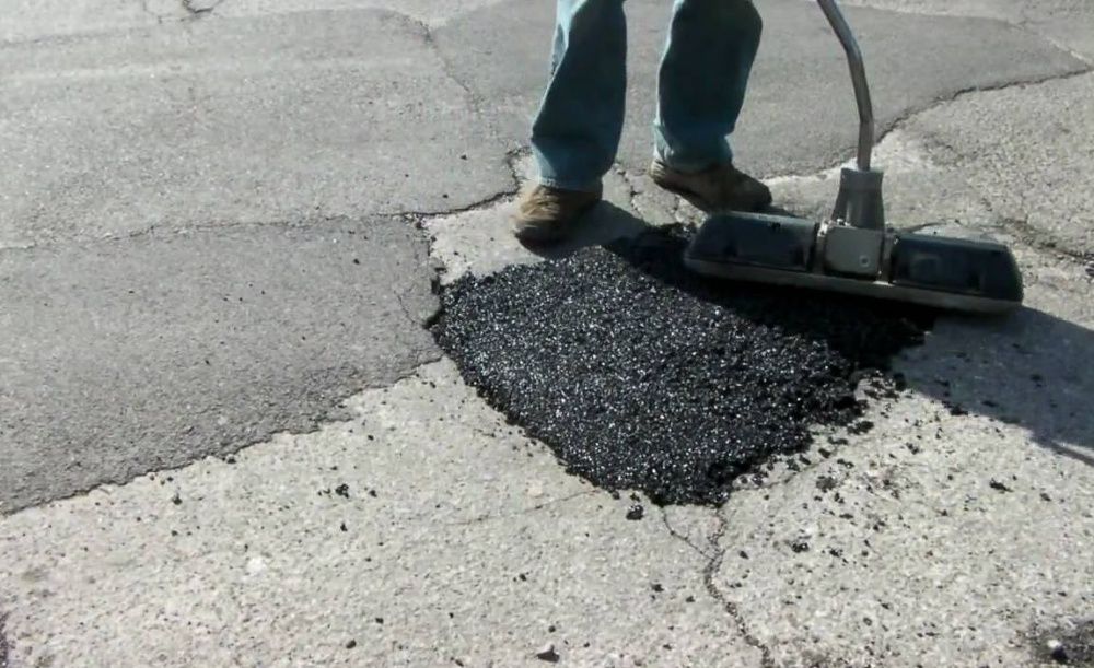 Masa bitumiczna ASFAL NA ZIMNO w workach 25kg SUPER OFERTA