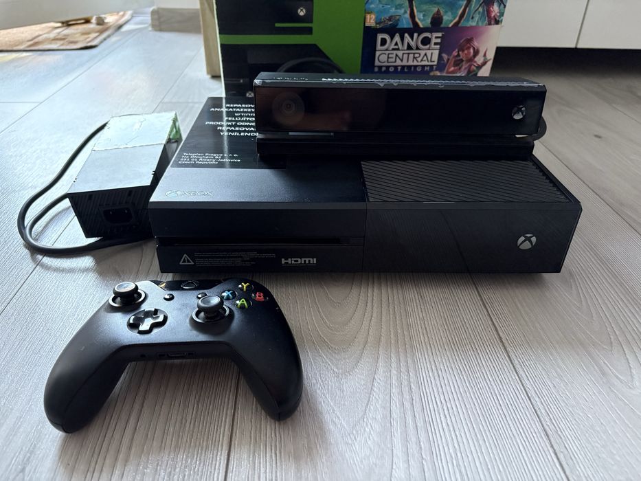 Xbox one z kinectem