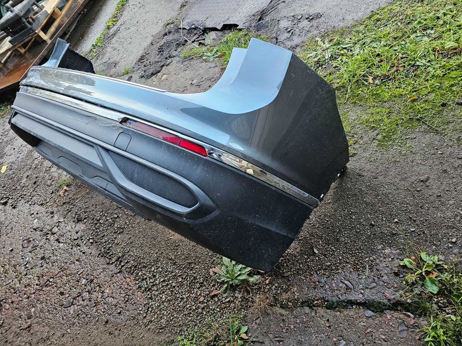 Zderzaki przód i tył Tiguan Allspace LD7X-uszkodzone ale do założenia!