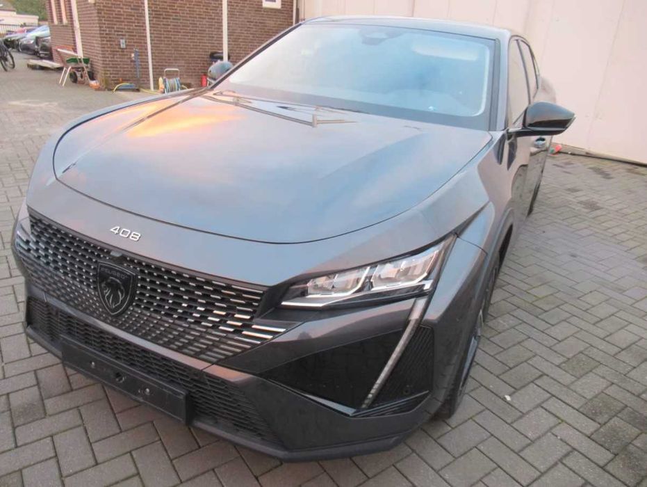 Бампер Peugeot 408 запчастини Пежо 408 разборка