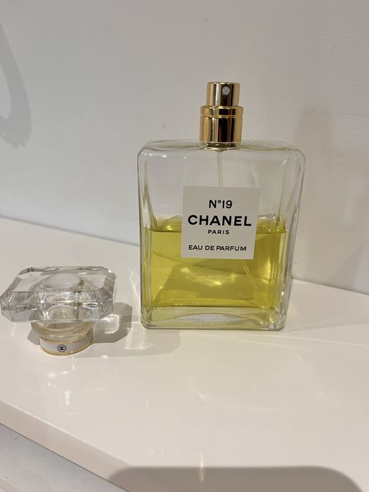 Chanel        19