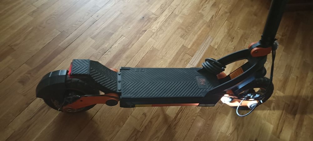 Електросамокат Kugo G3