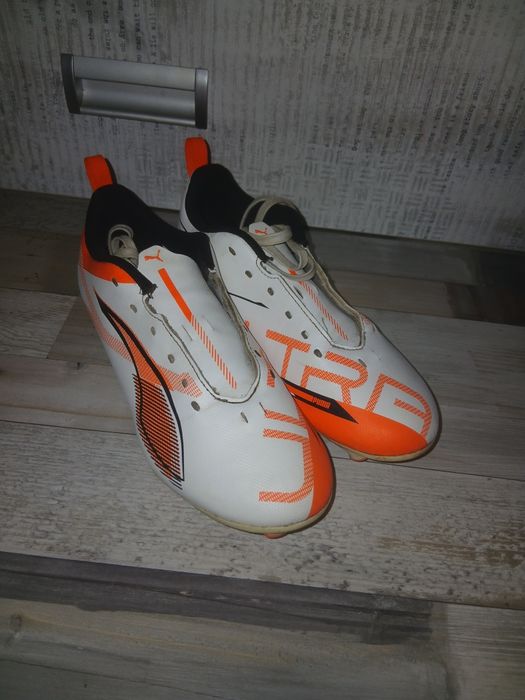 Korki Puma Biało Pomarańczowe