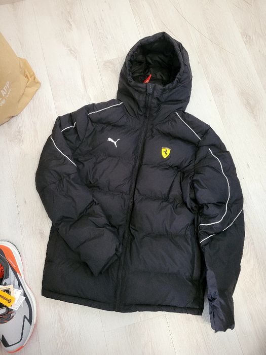 Оригінал Куртка Puma FERRARI SCUDERIA нова