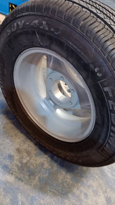 Jante jipe R16 265/70
