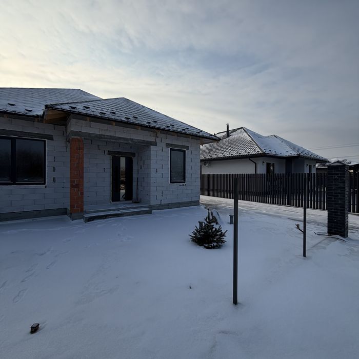 Продаж будинку в  Гнідині , 115 м2 , 6 соток , три спальні, дві тераси