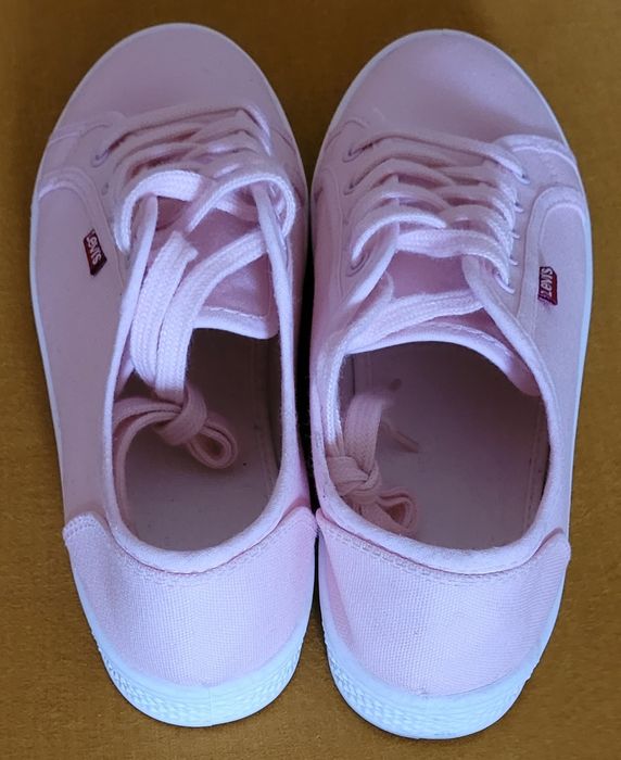 Trampki Tenisówki LEVIS damskie Regular Pink nowe R.39